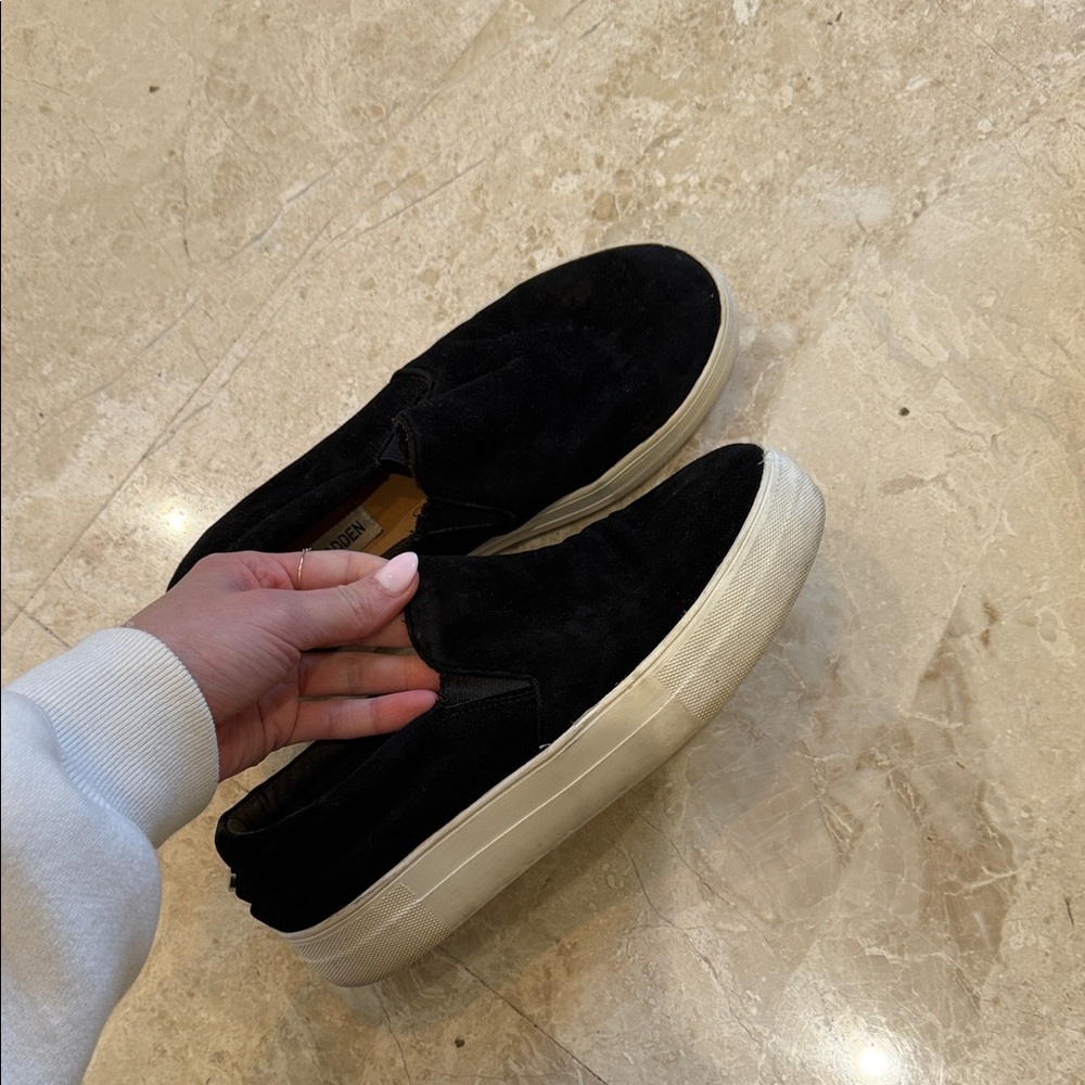Steve Madden Black Slip-On Loafers